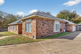 7864 Mahonia Dr, Fort Worth, TX 76133 - Photo 3