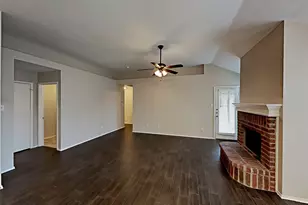 10545 Splitridge Ct, Fort Worth, TX 76108 - Photo 13