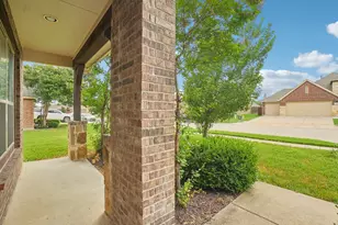 2200 Benjamin Creek Dr, Little Elm, TX 75068 - Photo 3