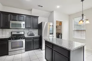 2200 Benjamin Creek Dr, Little Elm, TX 75068 - Photo 13