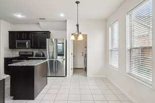 2200 Benjamin Creek Dr, Little Elm, TX 75068 - Photo 15