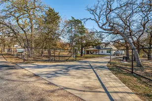 4351 County Rd 1202, Cleburne, TX 76031 - Photo 25