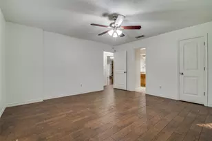 1405 Carriage Ln, Garland, TX 75043 - Photo 11