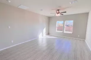 10613 Dripping Creek Ln, Fort Worth, TX 76036 - Photo 5