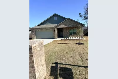 1403 Jefferson Street, Bowie, TX 76230 - Photo 3
