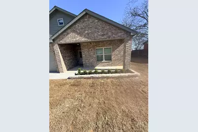 1403 Jefferson Street, Bowie, TX 76230 - Photo 27