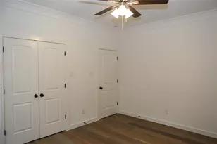 1403 Jefferson St, Bowie, TX 76230 - Photo 15