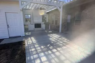 1403 Jefferson St, Bowie, TX 76230 - Photo 33