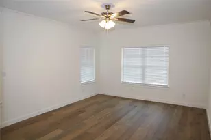 1403 Jefferson St, Bowie, TX 76230 - Photo 17