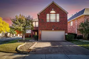8216 Dogwood Ln, Irving, TX 75063 - Photo 1