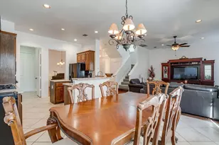 8216 Dogwood Ln, Irving, TX 75063 - Photo 3