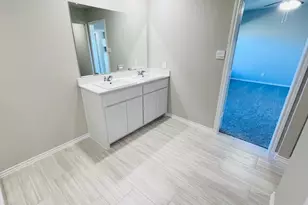 4232 Trickling Crk Ln, Fort Worth, TX 76036 - Photo 11