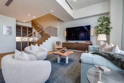 2408 Victory Park Lane #1442, Dallas, TX 75219 - Photo 7