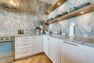 2408 Victory Park Lane #1442, Dallas, TX 75219 - Photo 17