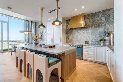 2408 Victory Park Lane #1442, Dallas, TX 75219 - Photo 1