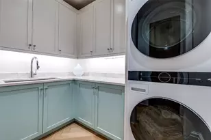 2408 Victory Park Ln, Dallas, TX 75219 - Photo 29