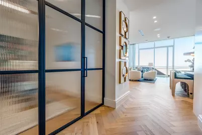 2408 Victory Park Lane #1442, Dallas, TX 75219 - Photo 3