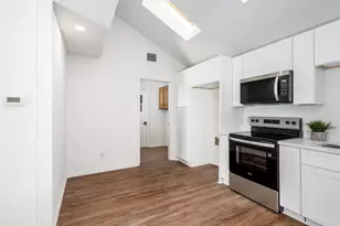 2159 Stradivarius Ln, Carrollton, TX 75007 - Photo 11