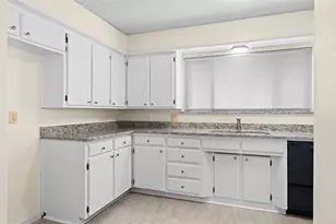 1713 Aberdeen Dr, Arlington, TX 76015 - Photo 15