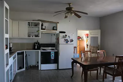 304 E Criddle Street, Waxahachie, TX 75165 - Photo 5