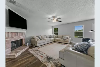 3107 Teodoro Drive, Grand Prairie, TX 75052 - Photo 9