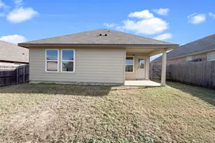 1702 Blue Jay Dr, Ennis, TX 75119 - Photo 5