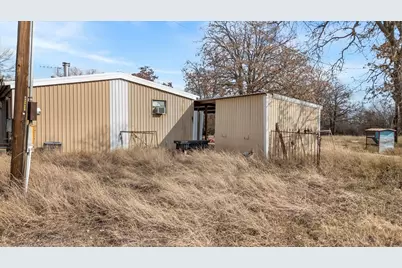 363 Private Road 1784, Sunset, TX 76270 - Photo 13