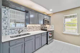 8714 Quinn St, Dallas, TX 75217 - Photo 15