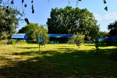 517 W Water Street, Weatherford, TX 76086 - Photo 3