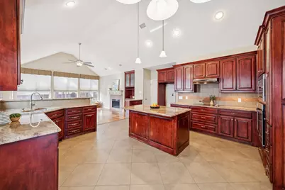 17707 Knollmeadow Lane, Dallas, TX 75287 - Photo 9