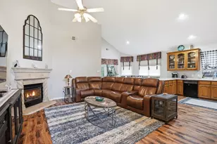 4766 Emerald Trace Way, Fort Worth, TX 76244 - Photo 7