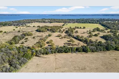 300 County Road 2100 Road, Seven Points, TX 75143 - Photo 35