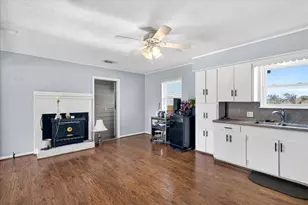 300 County Road 2100 Rd, Seven Points, TX 75143 - Photo 29