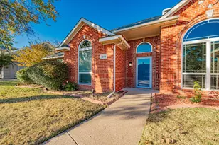 1213 Wedgecrest Ln, Garland, TX 75040 - Photo 3