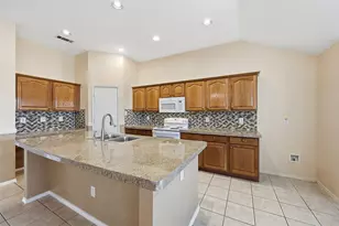 421 Kingfisher Ln, Arlington, TX 76002 - Photo 9