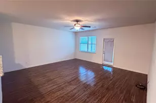 1601 Conley Ln, Crowley, TX 76036 - Photo 5