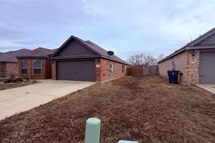 1601 Conley Ln, Crowley, TX 76036 - Photo 3