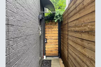 4403 Buena Vista Street #6, Dallas, TX 75205 - Photo 5