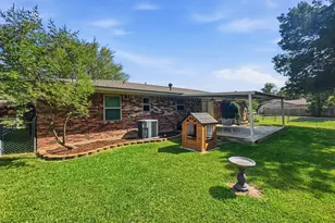 405 S Bouldin St, Hamilton, TX 76531 - Photo 9