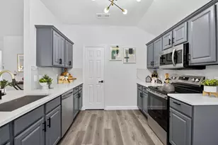 4419 Ashbury Ln, Mansfield, TX 76063 - Photo 9