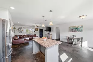 144 Emerald Dr, Weatherford, TX 76087 - Photo 15