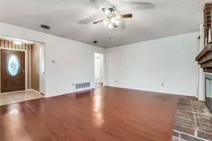 317 N Beltwoods Dr, DeSoto, TX 75115 - Photo 9