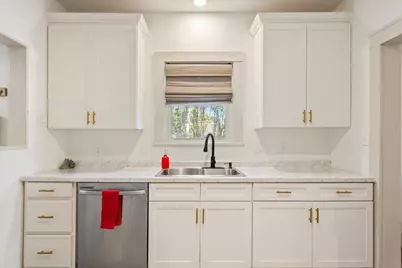 2015 Windsor Avenue, Waco, TX 76708 - Photo 13