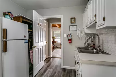 725 W Purnell Road #B, Lewisville, TX 75067 - Photo 9