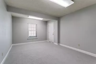 725 W Purnell Road #B, Lewisville, TX 75067 - Photo 15