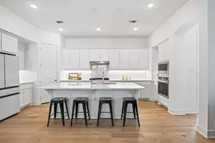 1807 Gateway Ln, Van Alstyne, TX 75495 - Photo 9