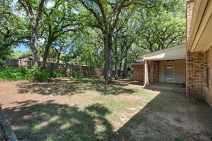 6805 Starnes Rd, North Richland Hills, TX 76182 - Photo 25