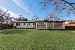 1502 Betsy Ln, Irving, TX 75061 - Photo 17