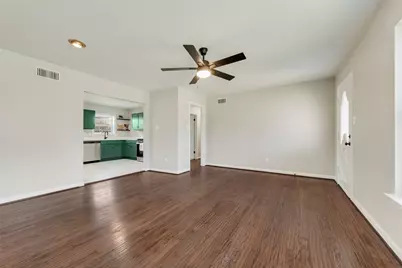 1502 Betsy Lane, Irving, TX 75061 - Photo 5