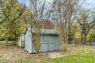 102 Mildred Ln, Benbrook, TX 76126 - Photo 25